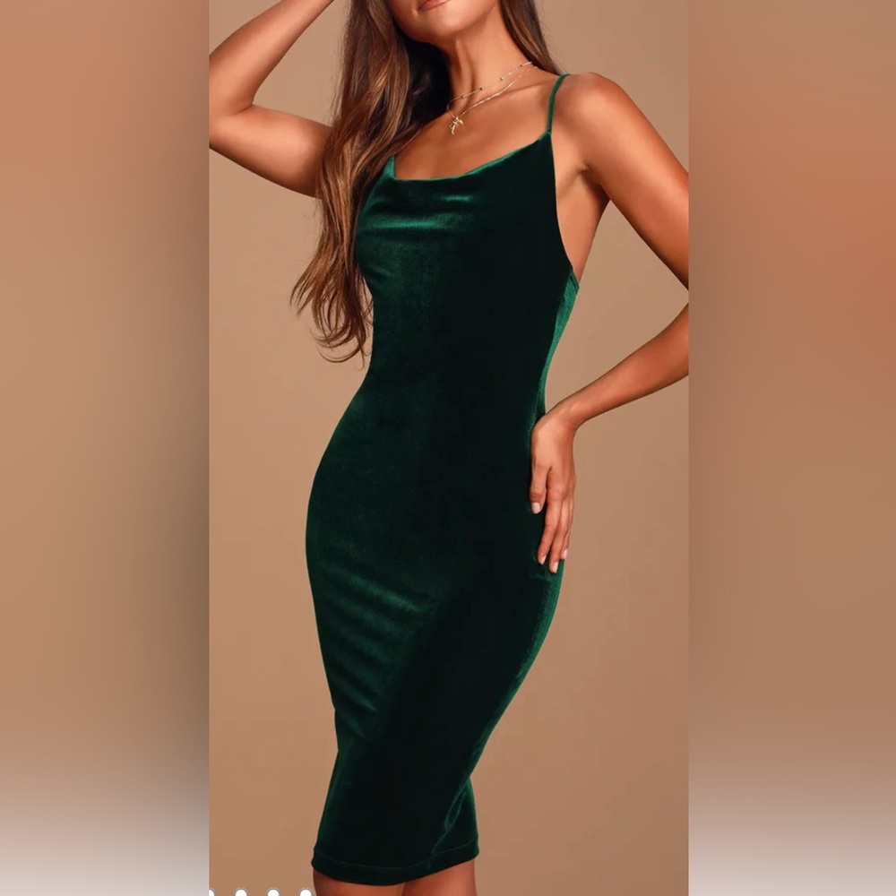 Lulus Green Velvet Dress